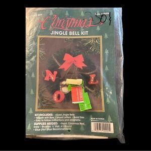 Christmas Jingle Bell Kit "NOEL WREATH" Craft Bells Ribbon Red Green NEW